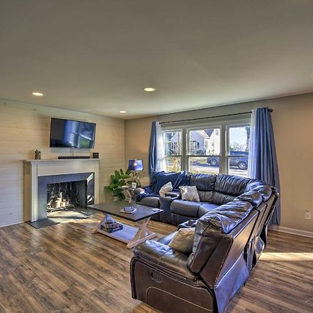 Cozy Bristol Home With Yard About 1 Mile To Downtown! Экстерьер фото