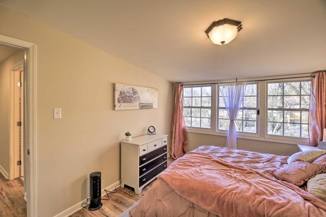 Cozy Bristol Home With Yard About 1 Mile To Downtown! Экстерьер фото