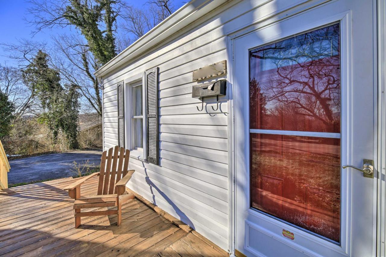 Cozy Bristol Home With Yard About 1 Mile To Downtown! Экстерьер фото